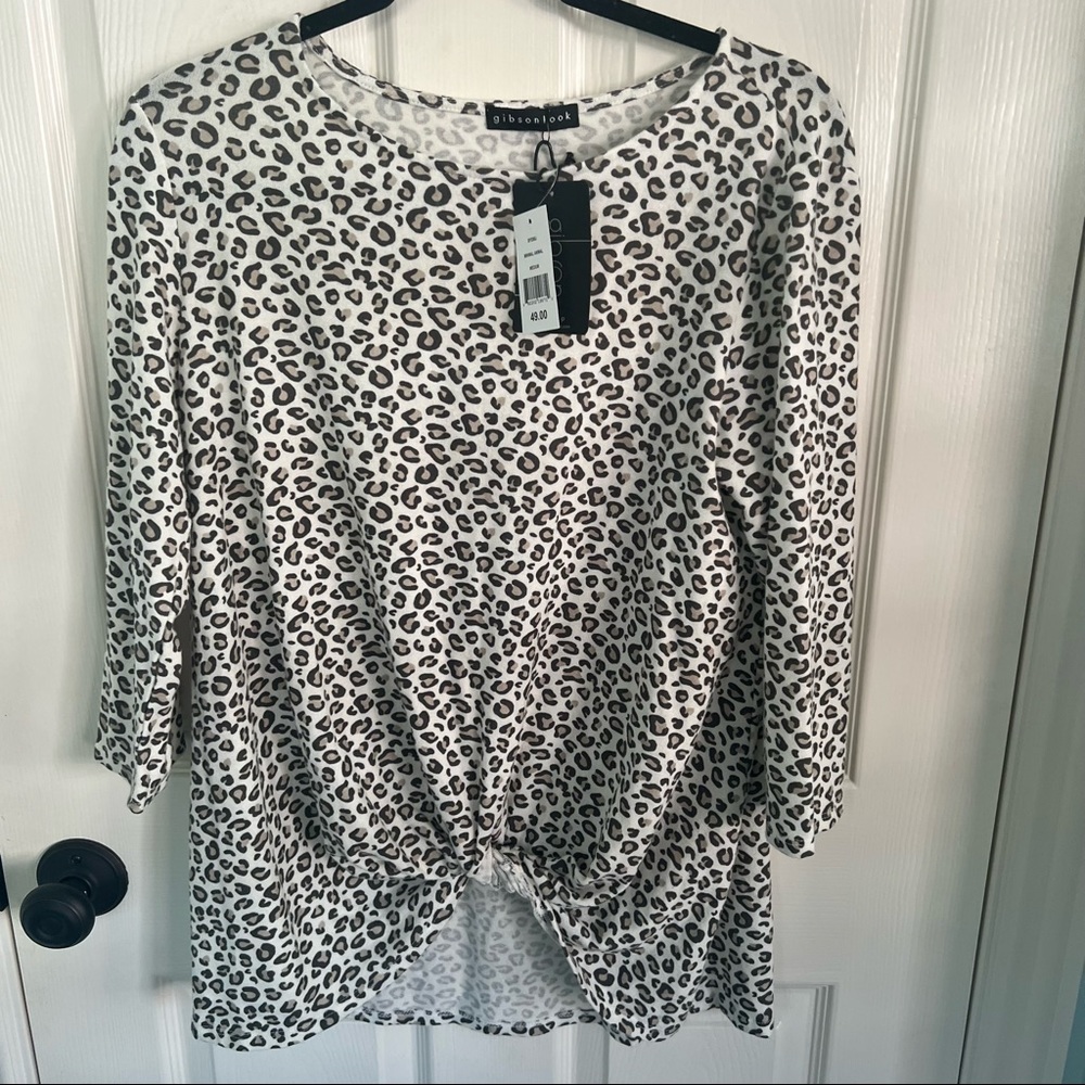 NWT GibsonLook Gibson Twist from 3/4 sleeve top